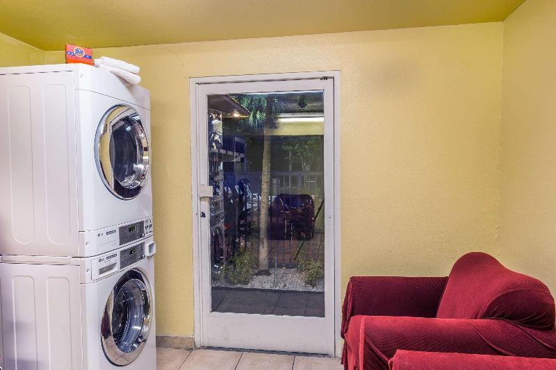 Motel 6 Riviera Beach Fl Ngoại thất bức ảnh